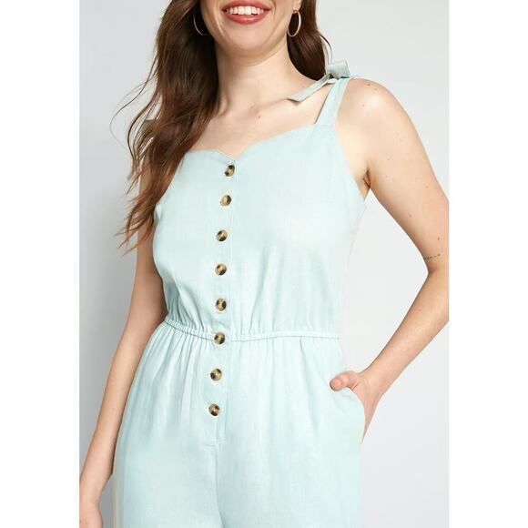 MODCLOTH Every Waking Momentum Jumpsuit Blue Linen Blend Tie-Shoulder - Sz M NWT - Picture 3 of 4